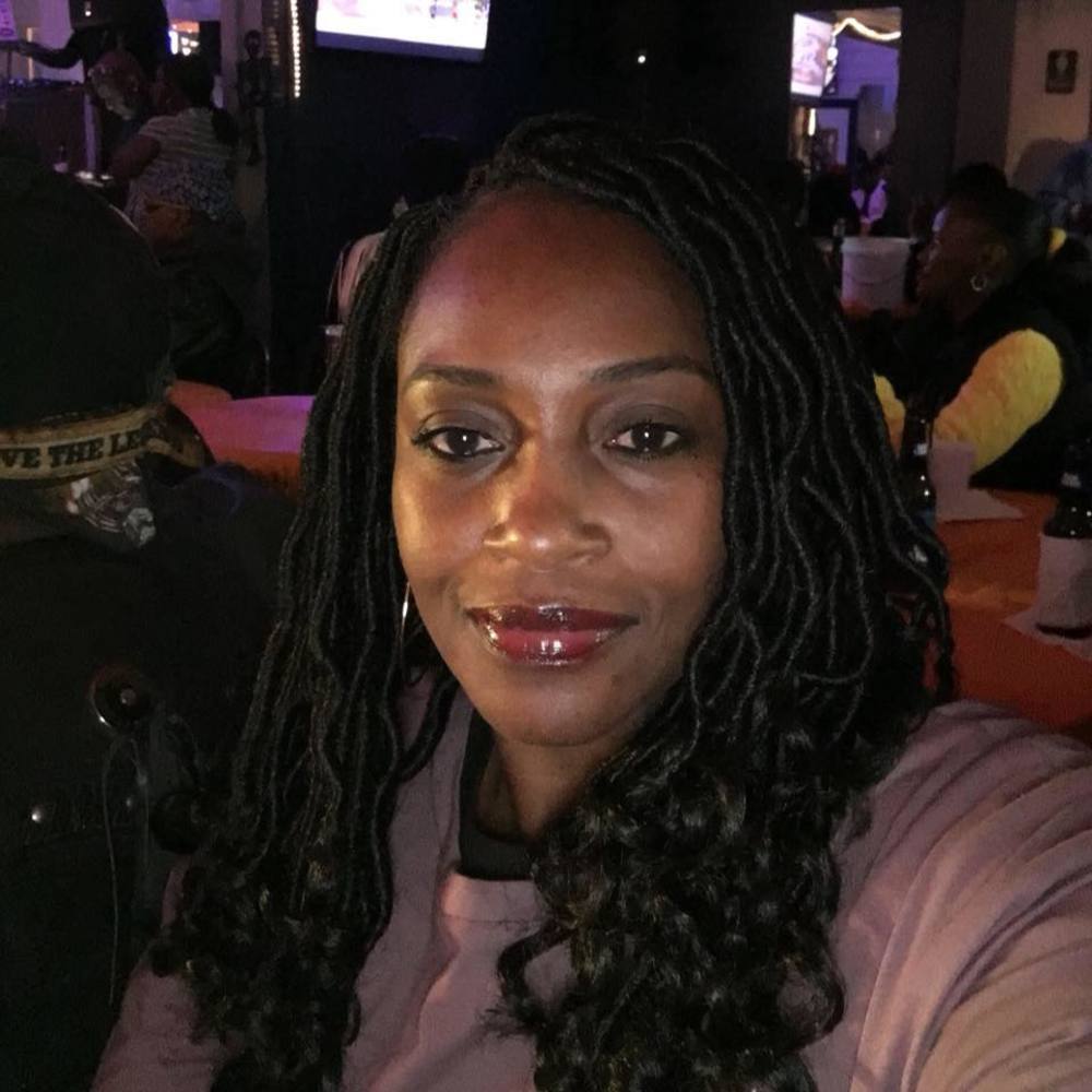 Meet your Posher, Coretha